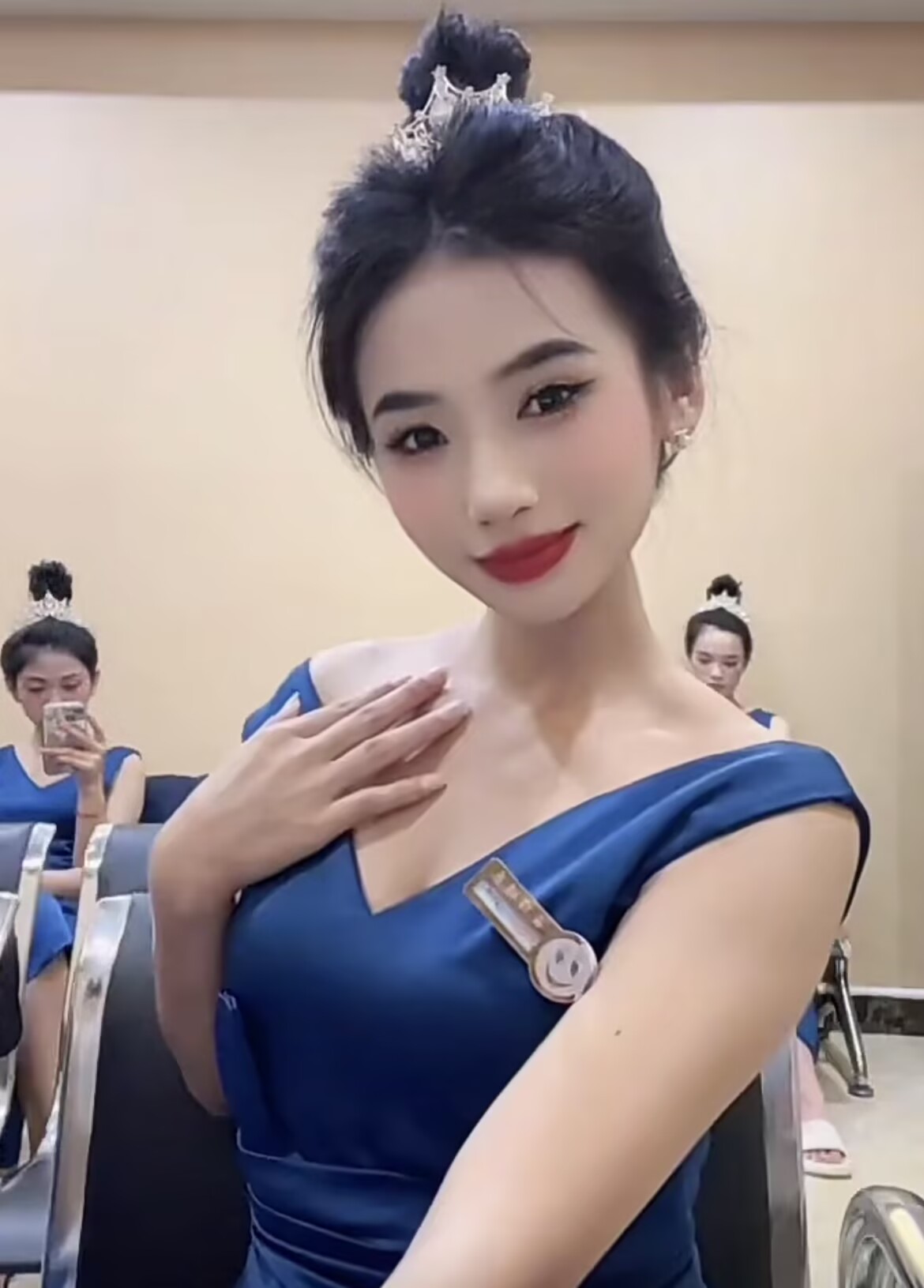 福布斯总部前台